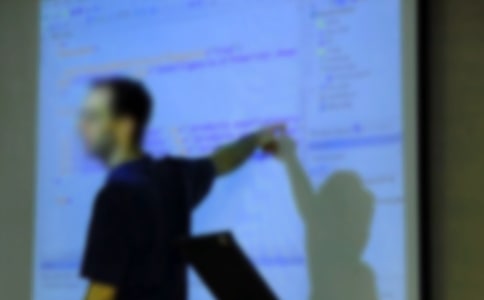 ���н̎���(g��)�˹������Y(ji��)����(3)